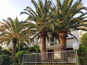 Three Palms Apartments Novakovic